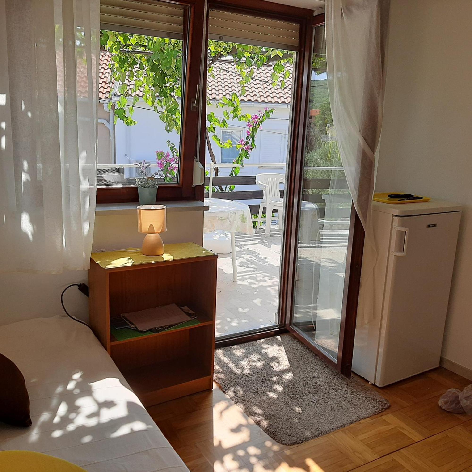 Klimno100 Apartment Bagian luar foto