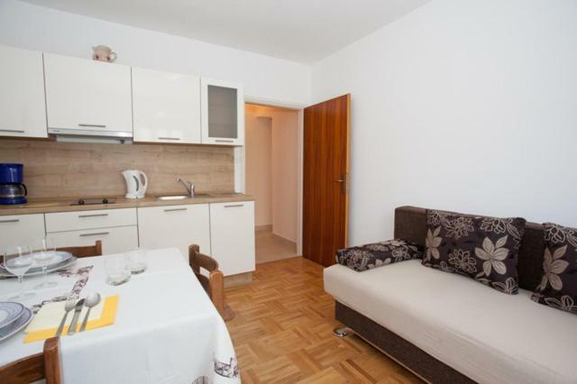 Klimno100 Apartment Bagian luar foto